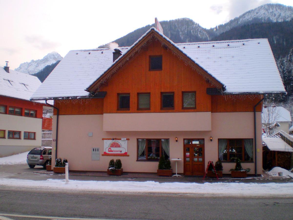 Apartment And Rooms Maraton Kranjska Gora Exterior foto